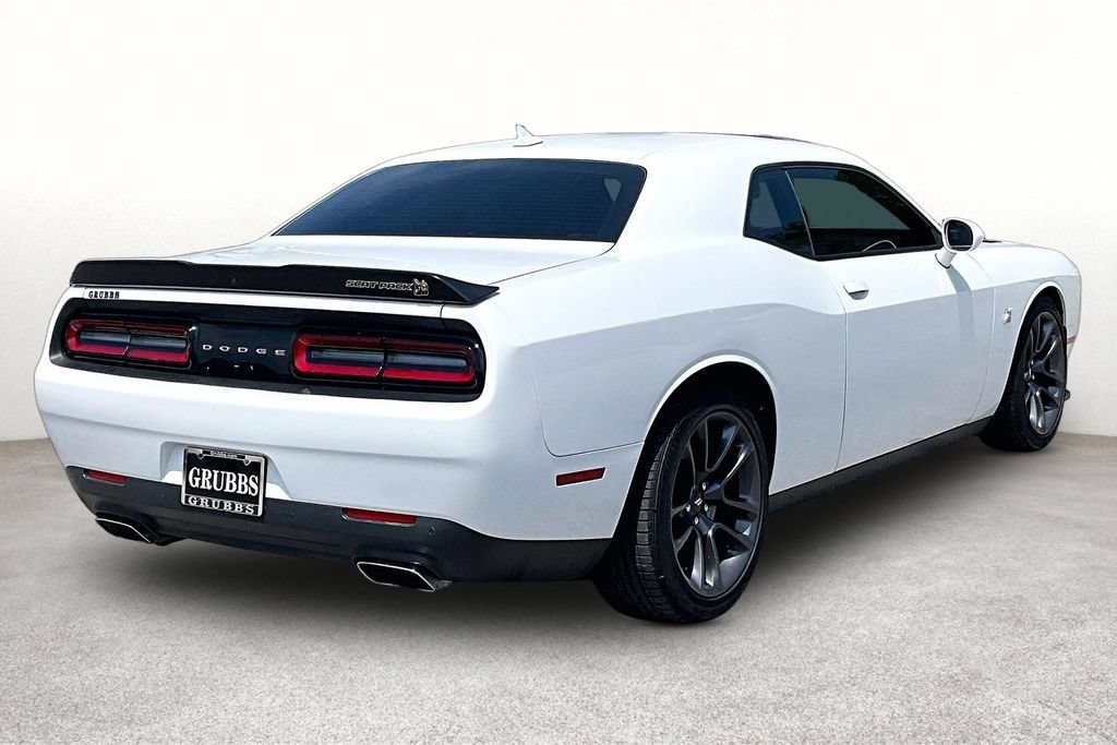 Used 2023 Dodge Challenger R/T Scat Pack RWD image 2