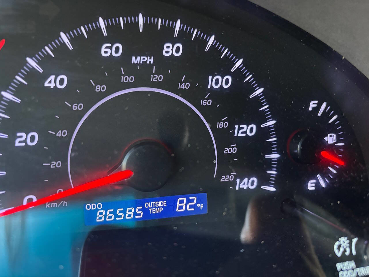 Used 2011 Toyota Camry LE w/ LE Extra-Value Pkg image 28