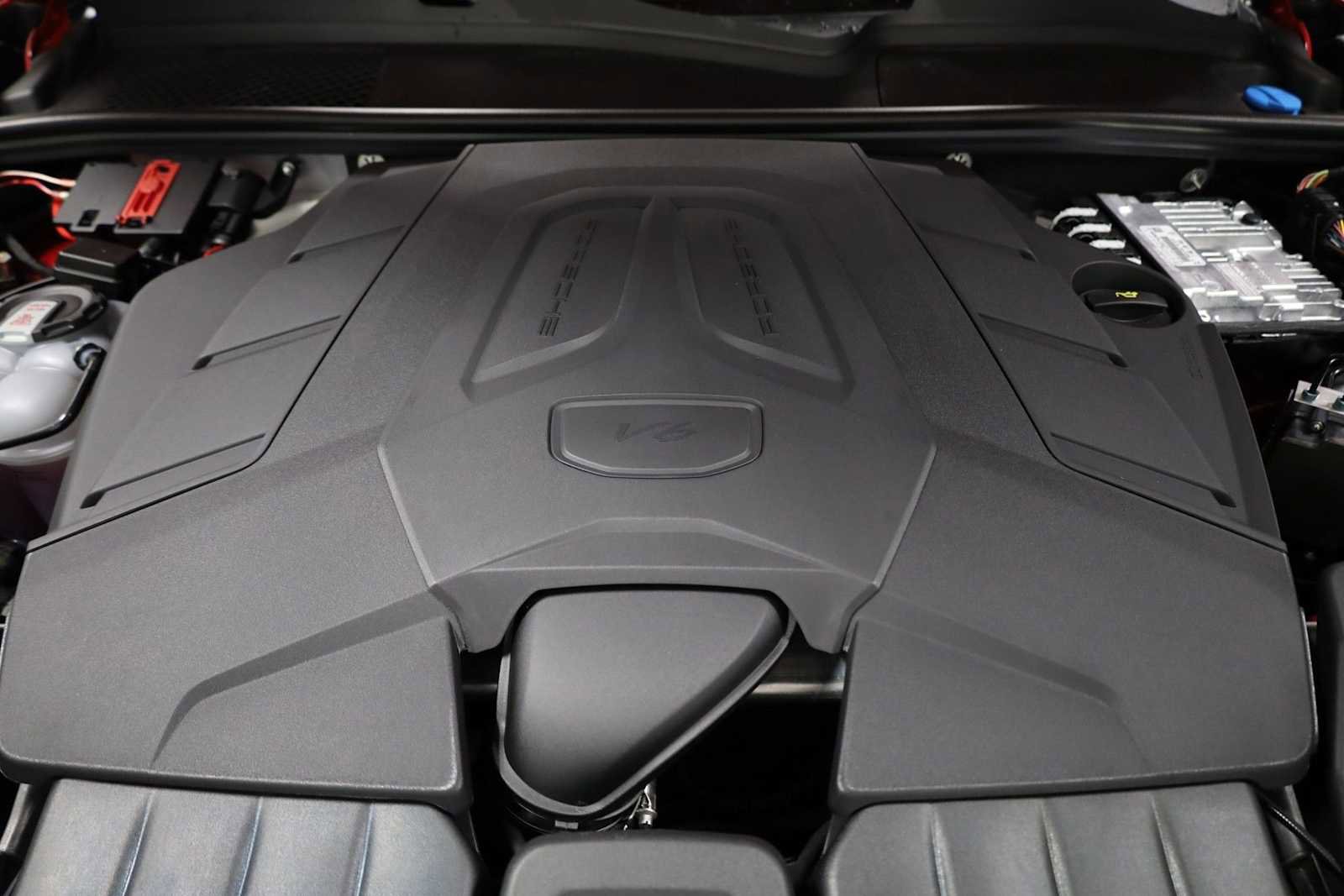 New 2025 Porsche Cayenne Coupe image 42