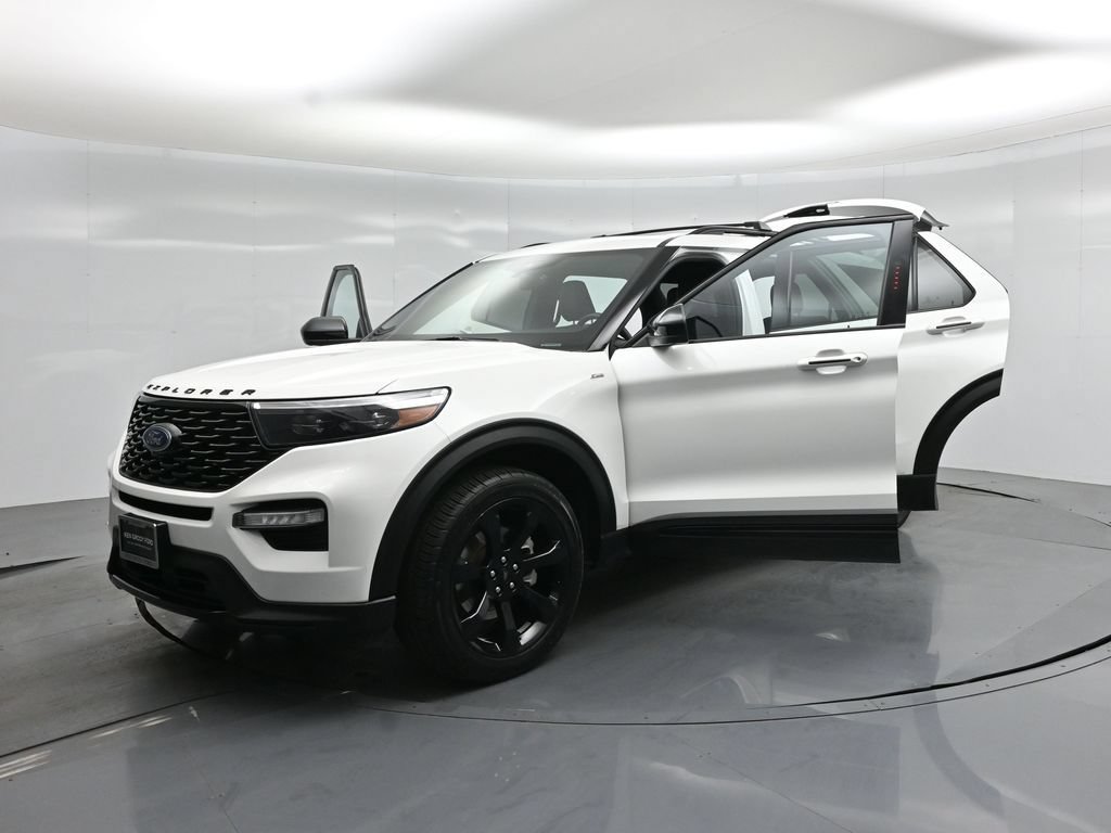 Certified 2023 Ford Explorer ST-Line w/ Class IV Trailer Tow Package AWD/4WD image 31