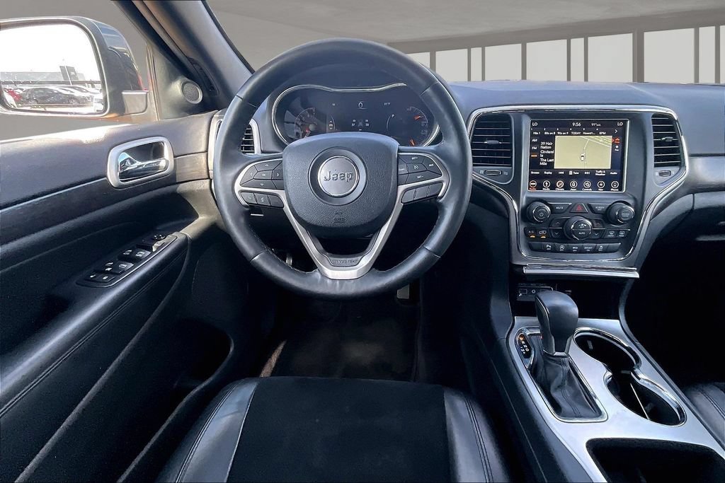 Used 2018 Jeep Grand Cherokee Altitude RWD image 5