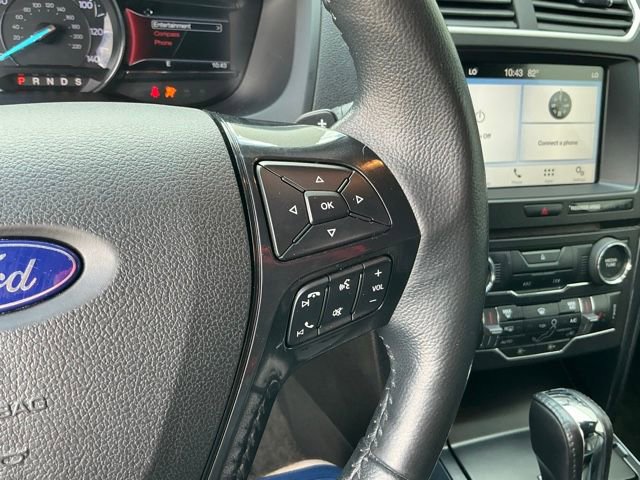 Used 2017 Ford Explorer XLT w/ Equipment Group 202A image 28