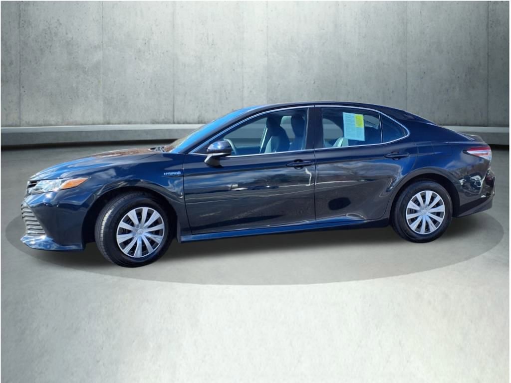 Used 2019 Toyota Camry LE image 6