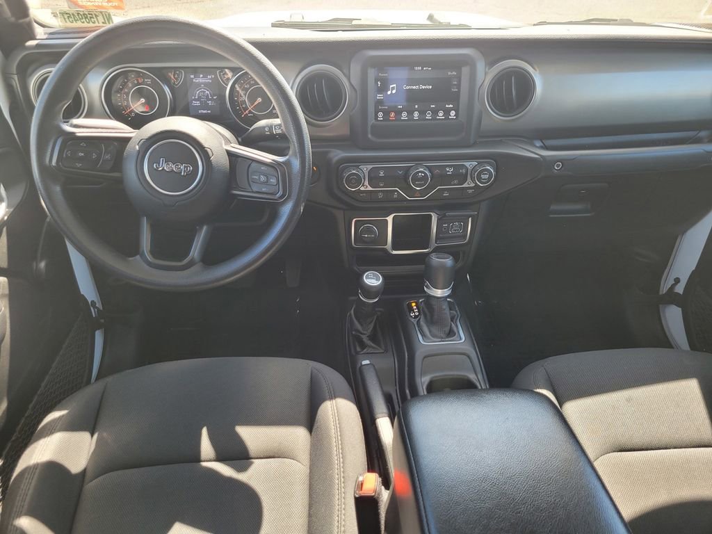 Used 2022 Jeep Gladiator Sport AWD/4WD image 13