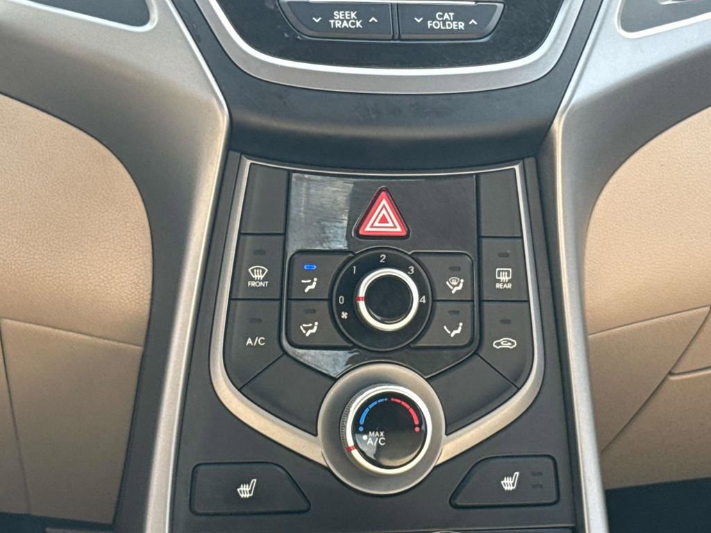 Used 2014 Hyundai Elantra SE w/ Option Group 02 FWD image 15