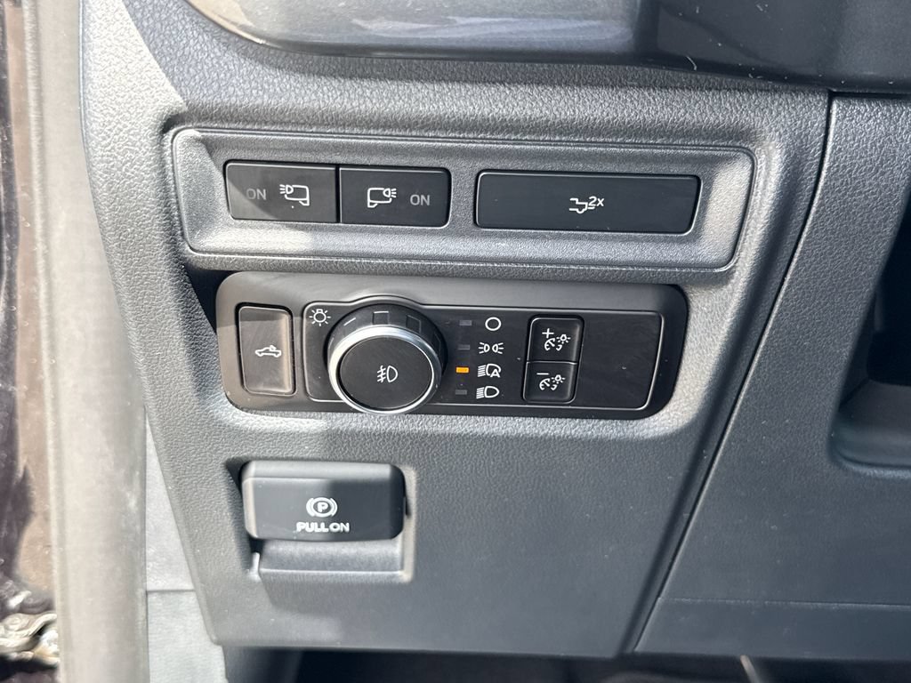 Used 2023 Ford F150 XLT w/ Equipment Group 302A High RWD image 14