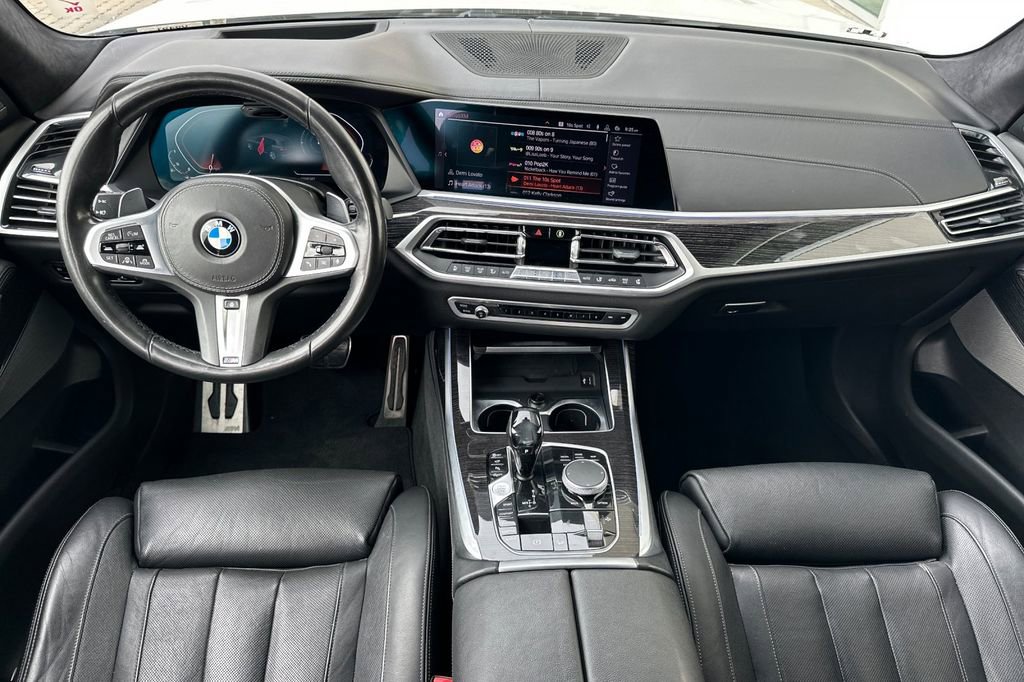 Used 2019 BMW X7 xDrive50i w/ M Sport Package AWD/4WD image 14