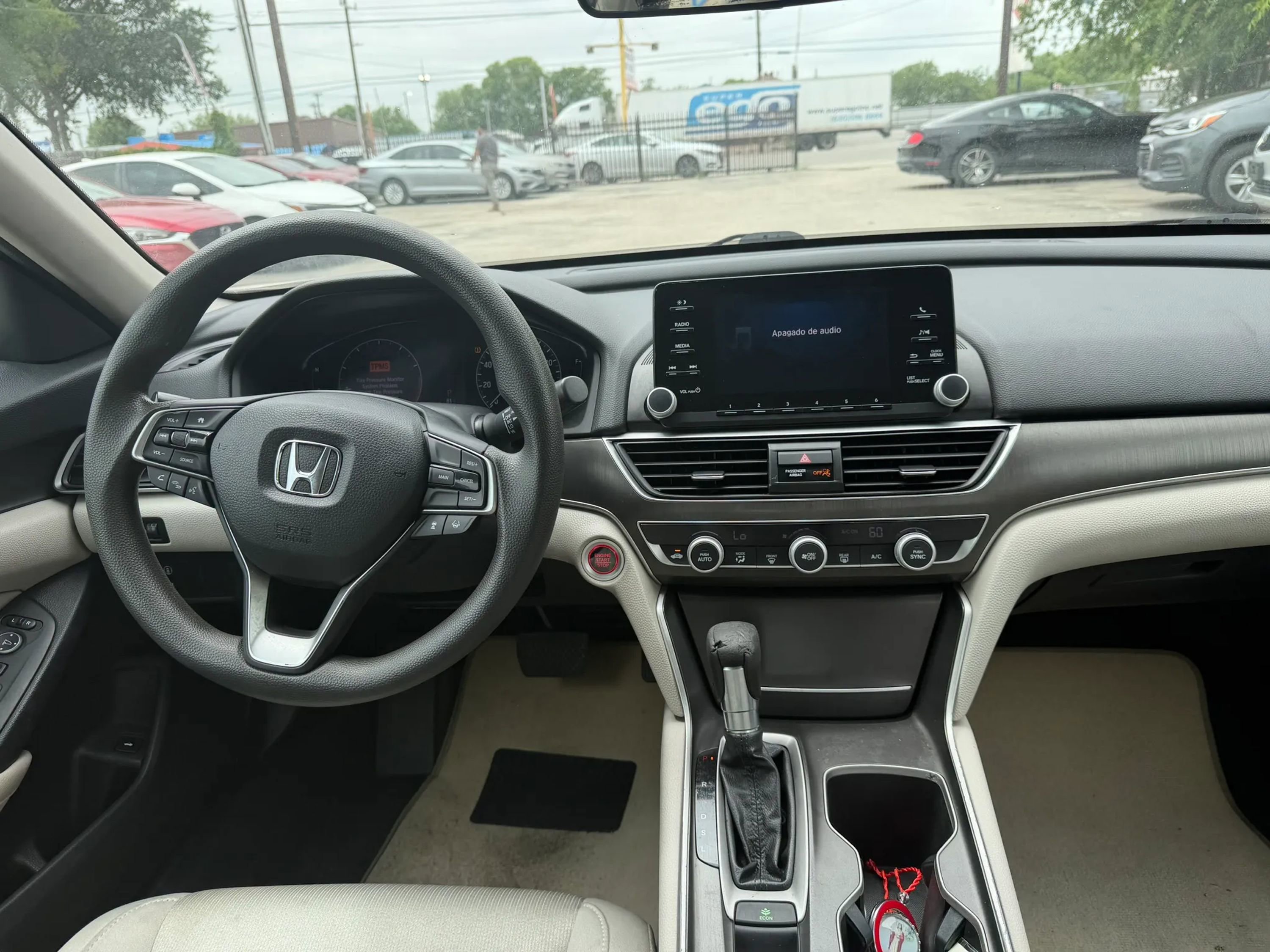 Used 2018 Honda Accord LX image 12