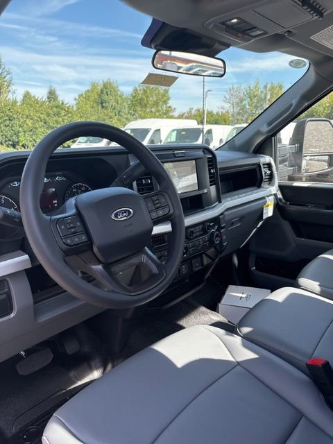 New 2026 Ford F450 XL w/ XL Chrome Package image 33