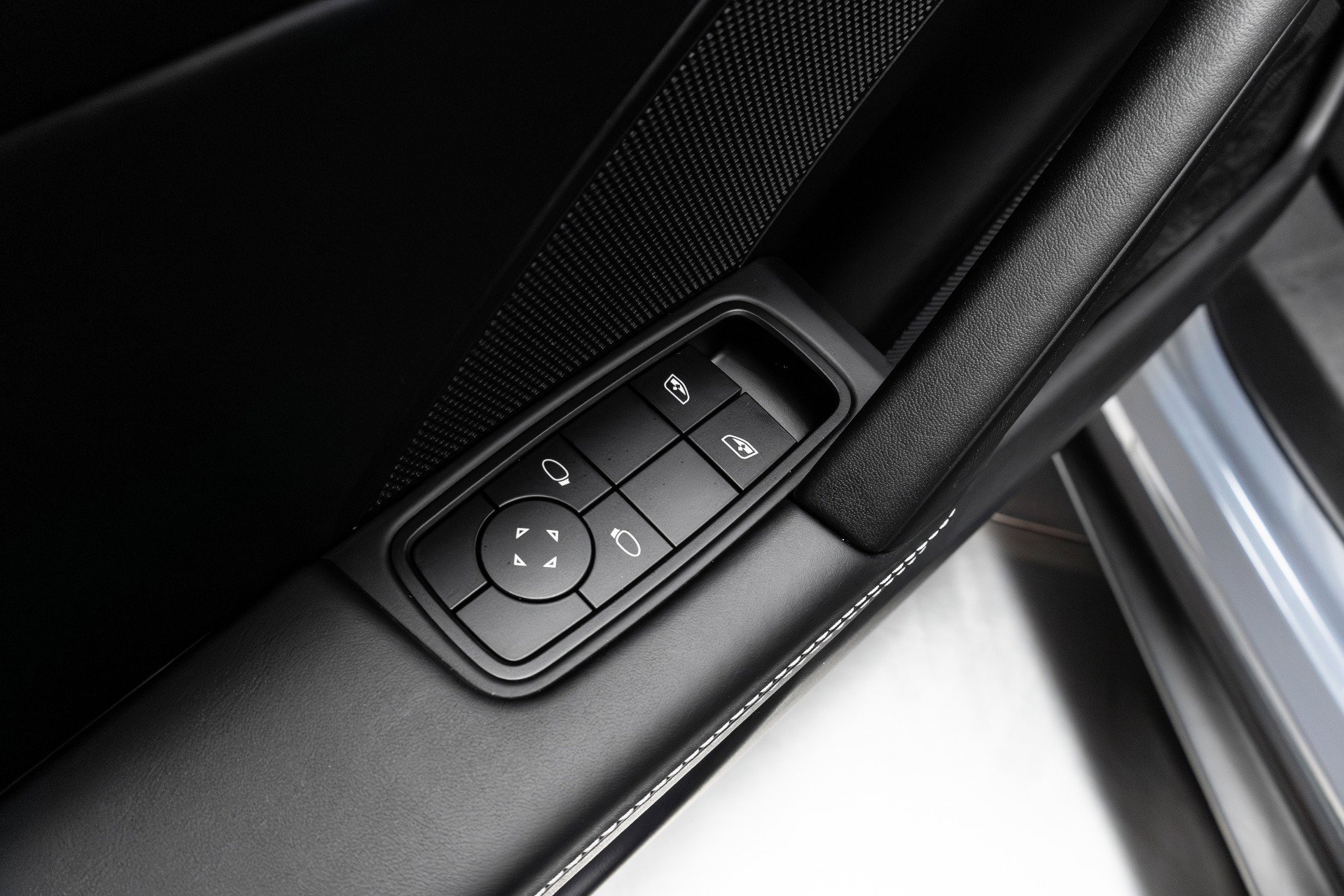 Used 2024 Porsche 911 GT3 Touring w/ Chrono Package image 53