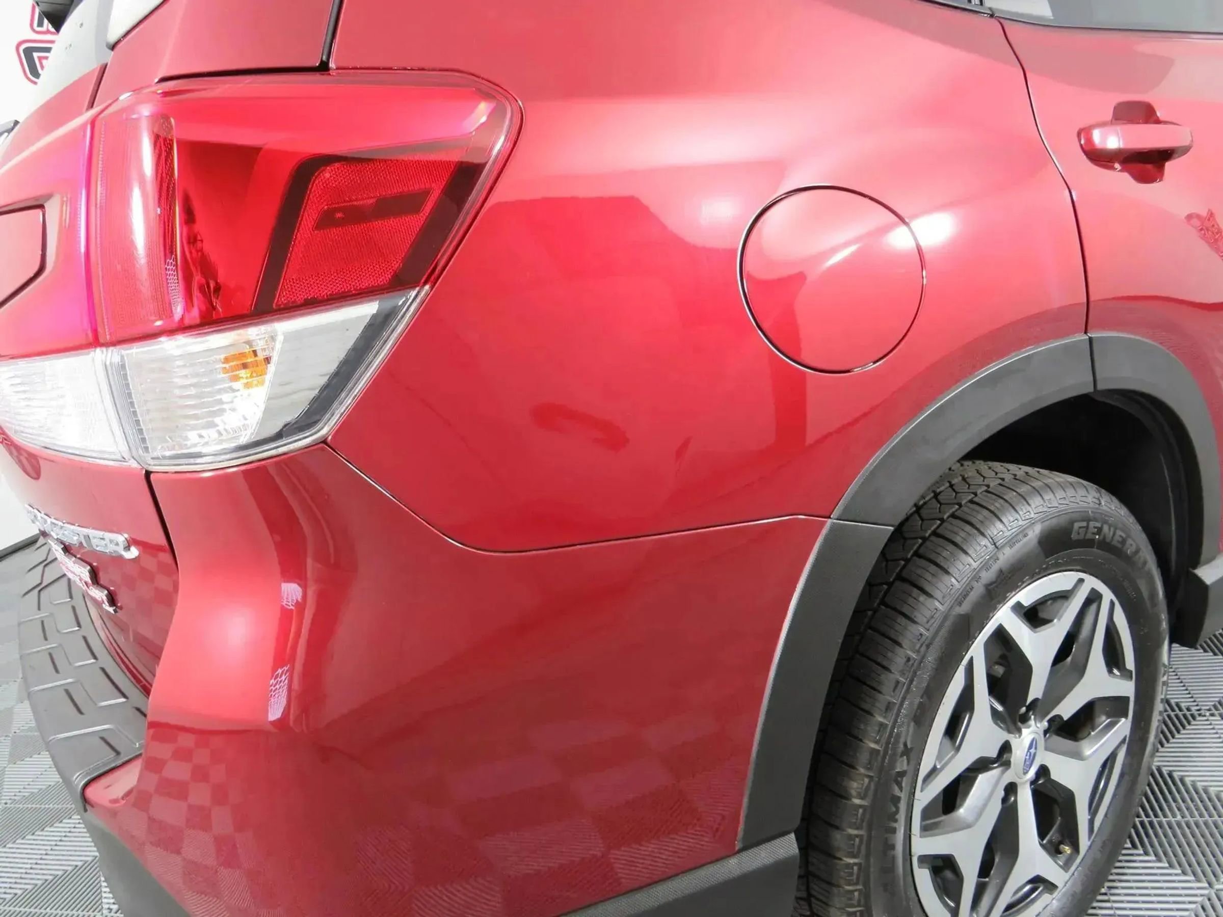 Used 2020 Subaru Forester Premium image 31