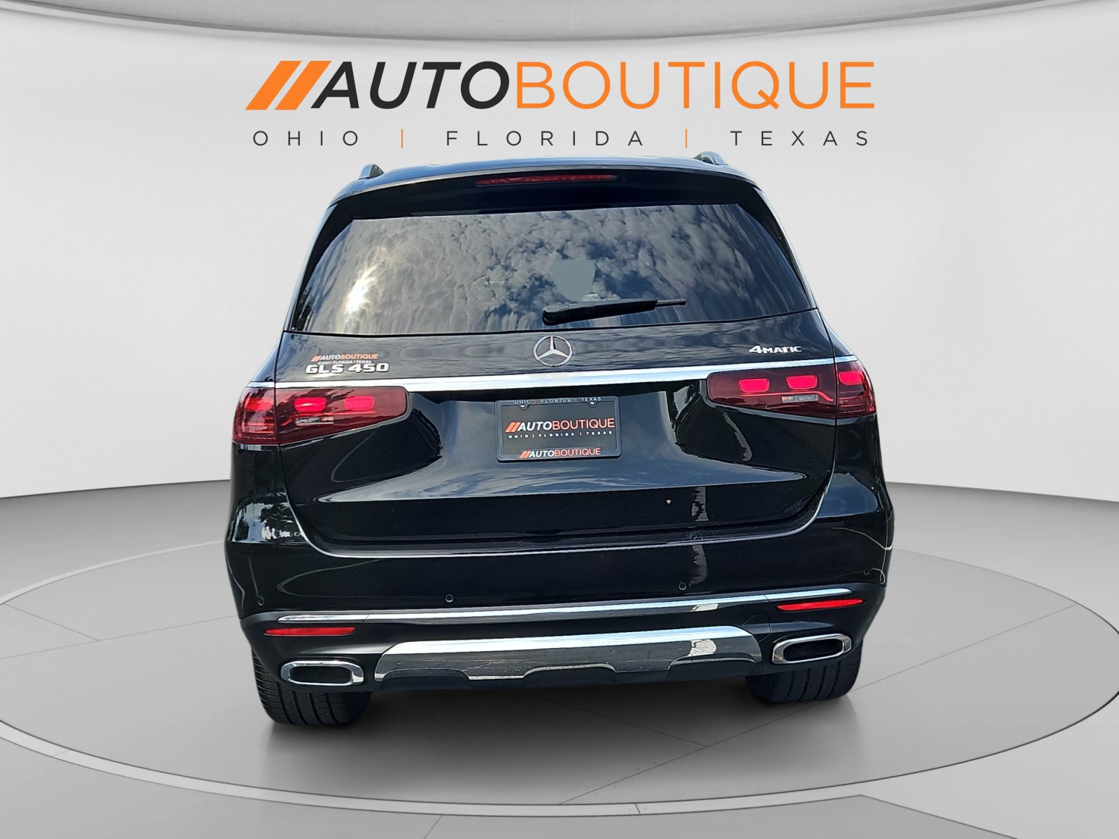 Used 2024 Mercedes-Benz GLS 450 4MATIC image 4