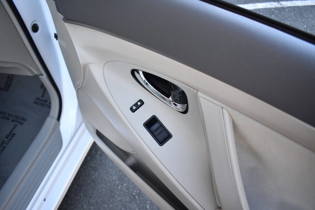 Used 2007 Toyota Camry LE image 44