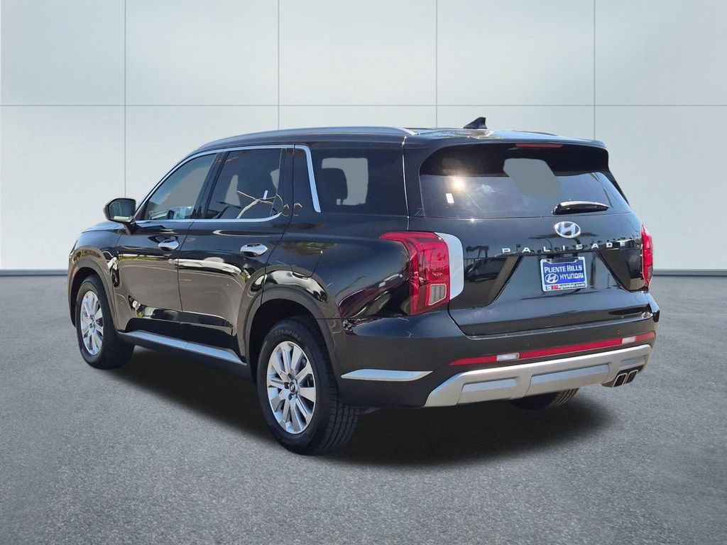 Used 2025 Hyundai Palisade SEL FWD image 4