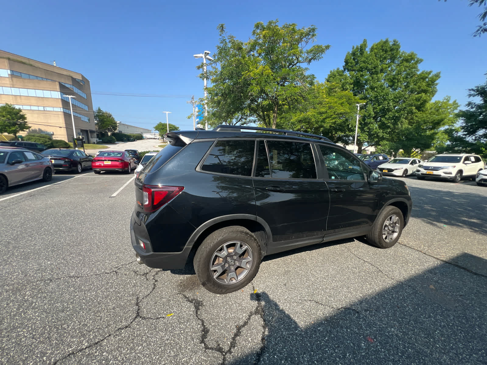 Used 2023 Honda Passport TrailSport image 27