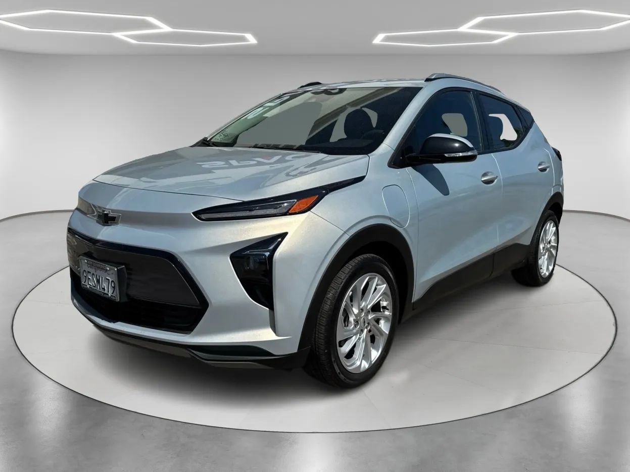 Used 2023 Chevrolet Bolt EUV LT w/ Driver Confidence Package