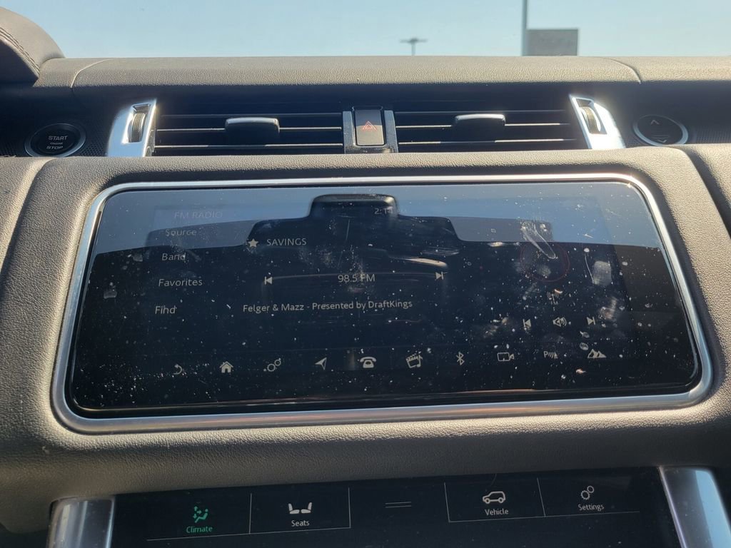Used 2020 Land Rover Range Rover Sport HSE image 18