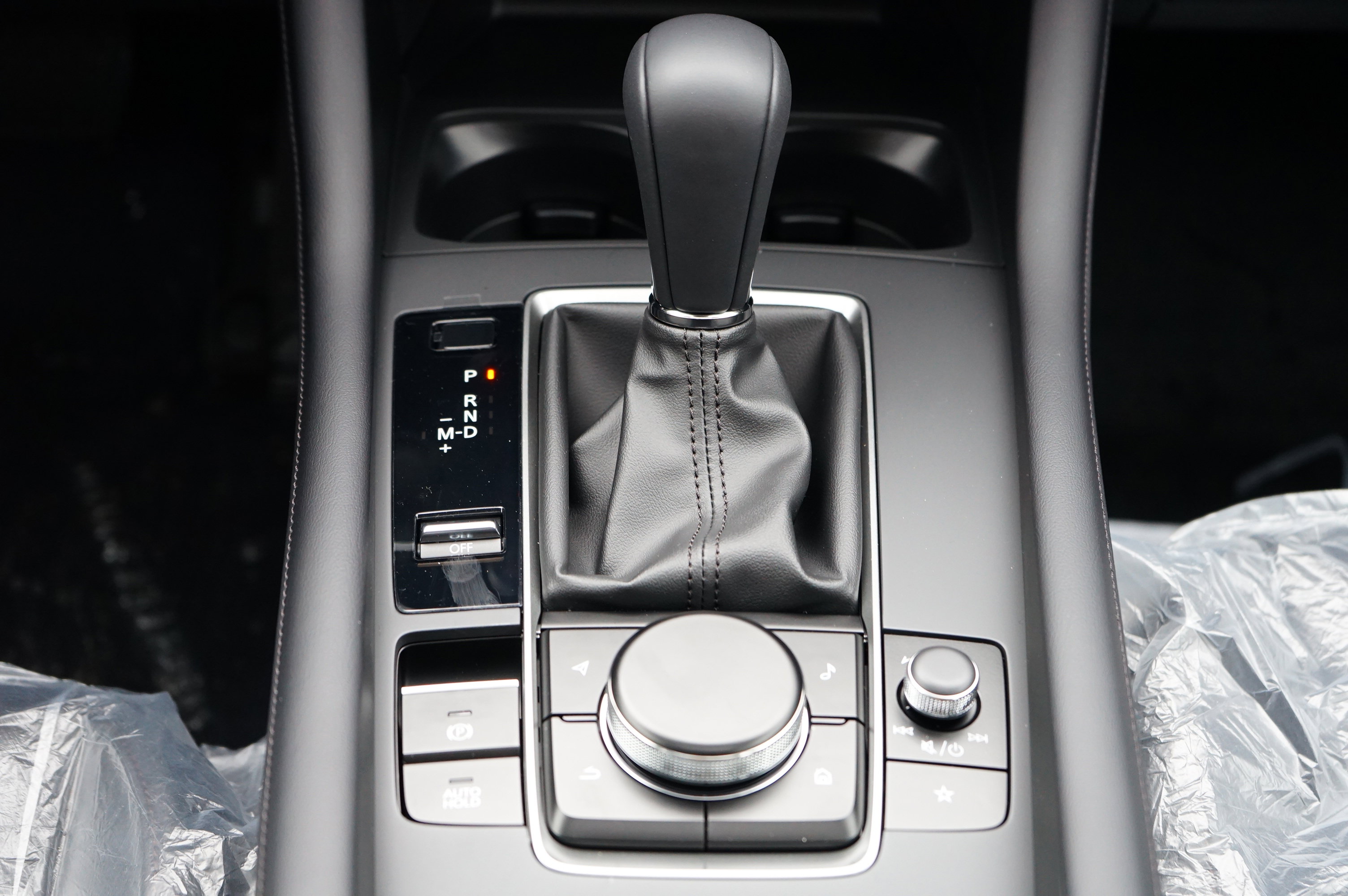 New 2026 MAZDA MAZDA3 s FWD image 21