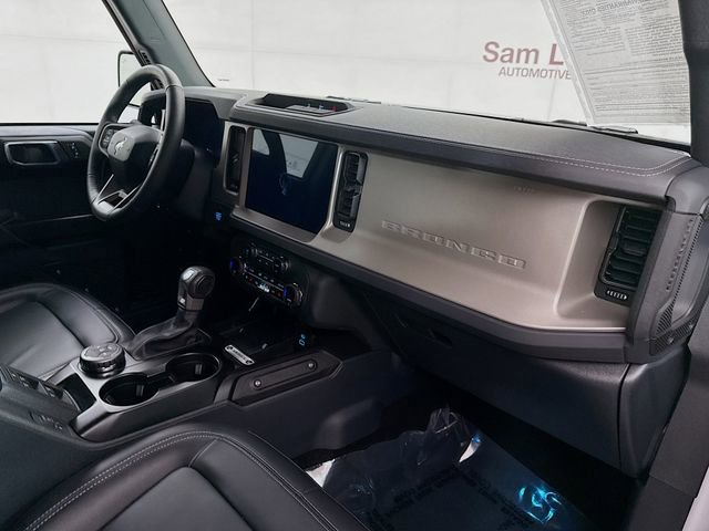 Used 2025 Ford Bronco Outer Banks image 29