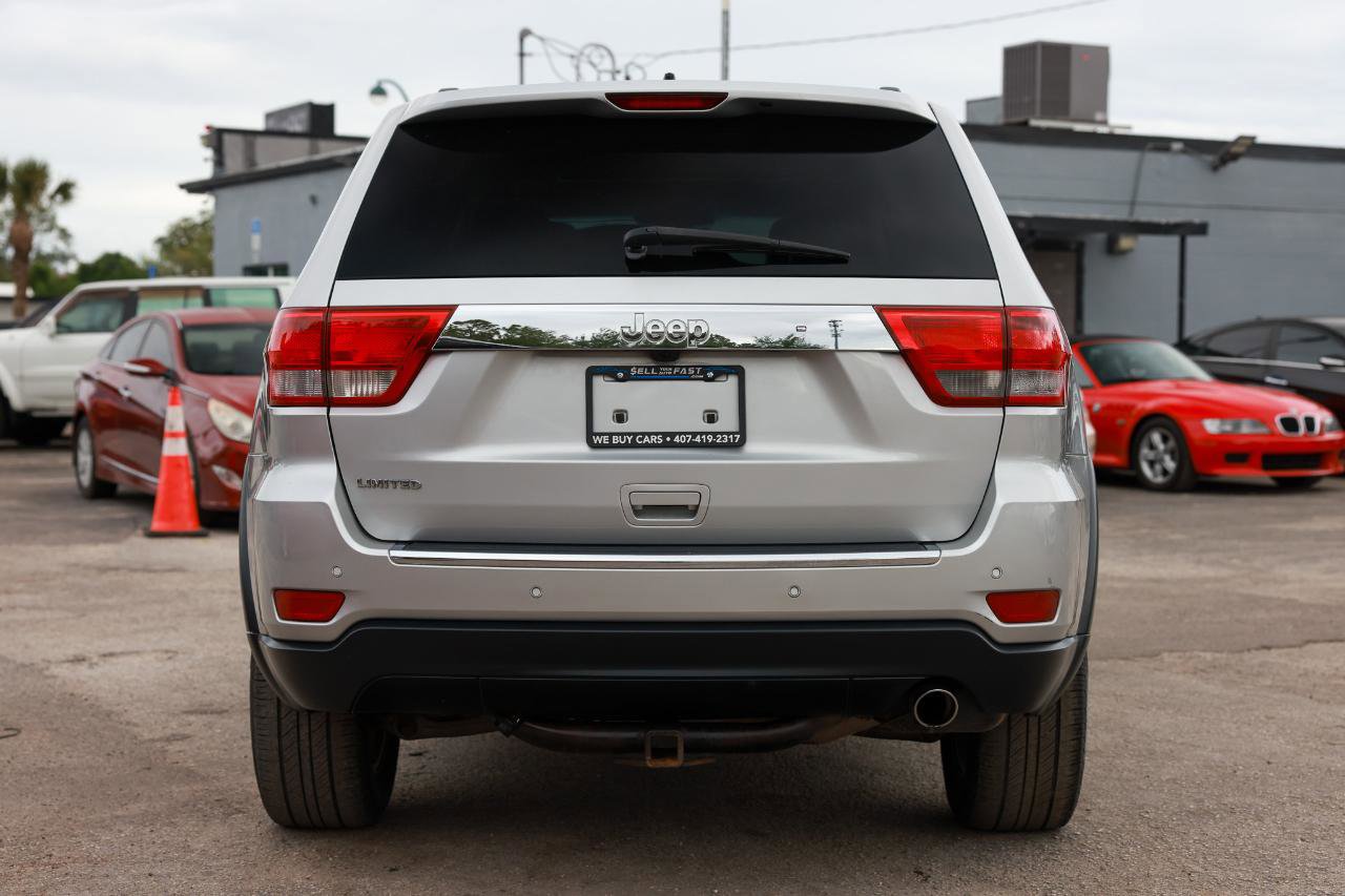Used 2013 Jeep Grand Cherokee Limited image 7