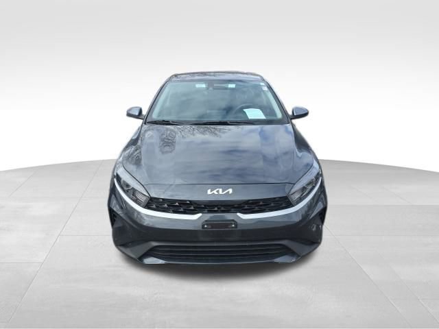 Used 2024 Kia Forte LXS image 8