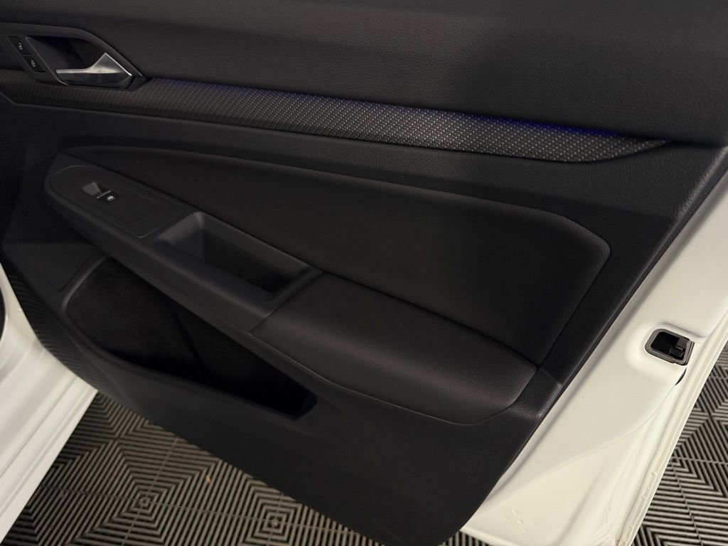 Used 2023 Volkswagen Golf R AWD/4WD image 34