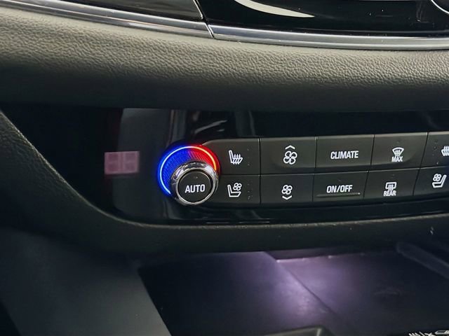 Used 2024 Buick Enclave Premium image 22