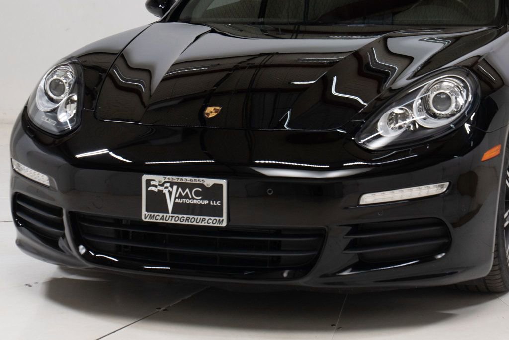 Used 2016 Porsche Panamera Edition image 12