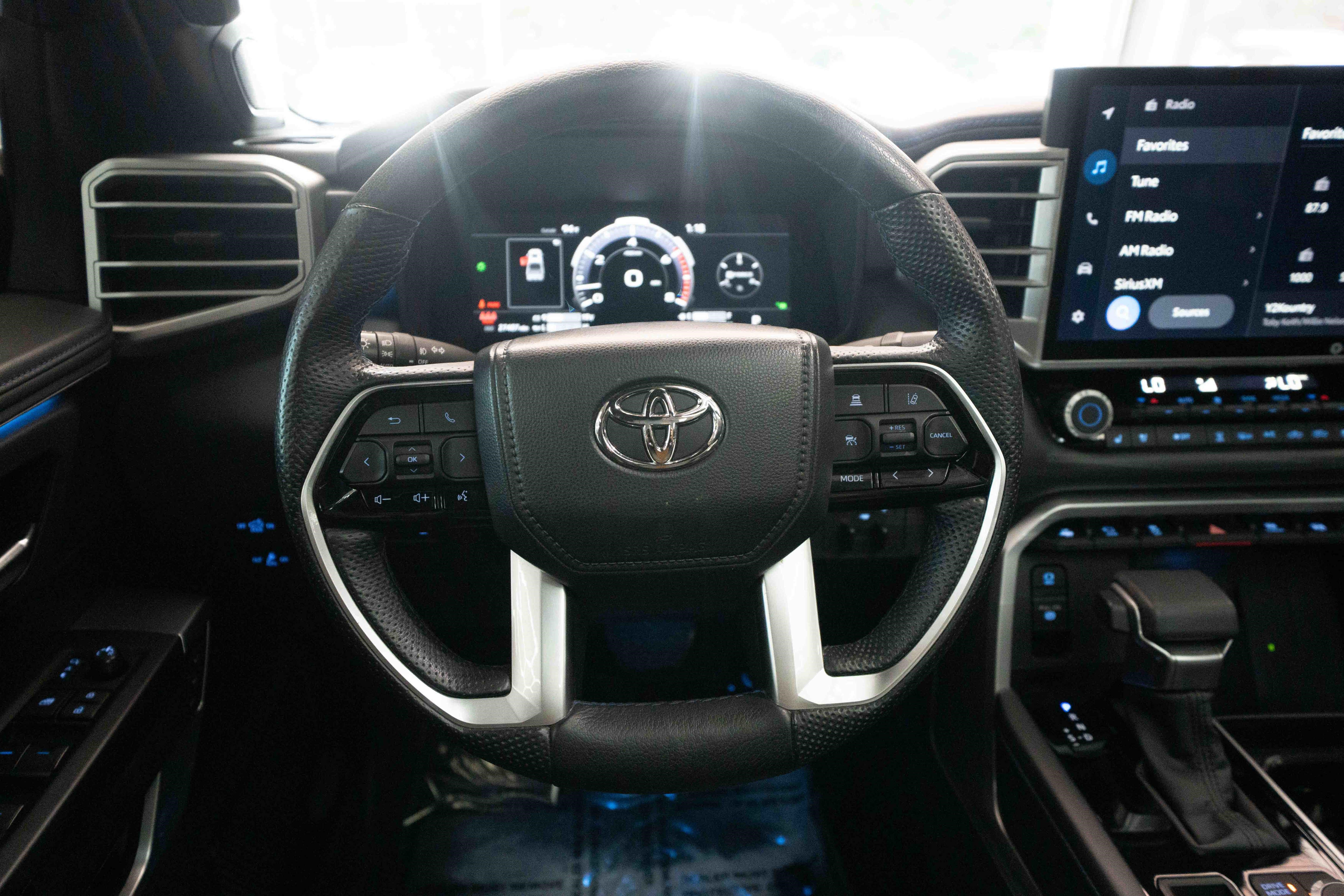 Used 2022 Toyota Tundra Platinum w/ Advanced Package AWD/4WD image 20