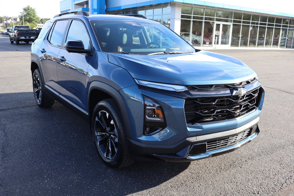 New 2027 Chevrolet Equinox RS w/ Safety and Technology Package AWD/4WD image 2