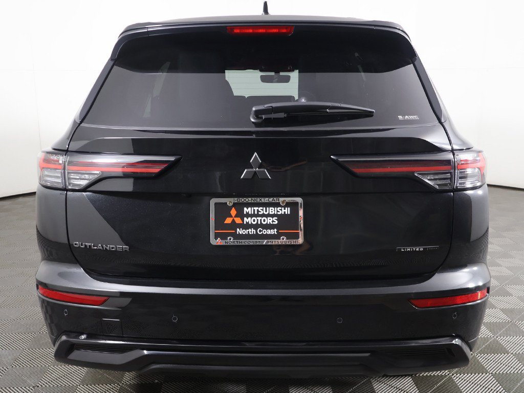 New 2027 Mitsubishi Outlander LE AWD/4WD image 12