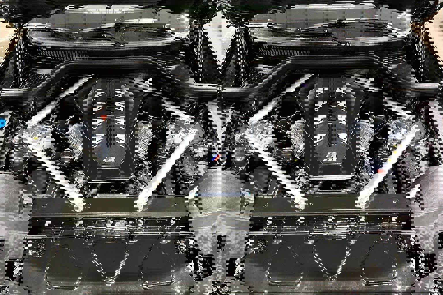 Used 2025 BMW X5 M60i image 32