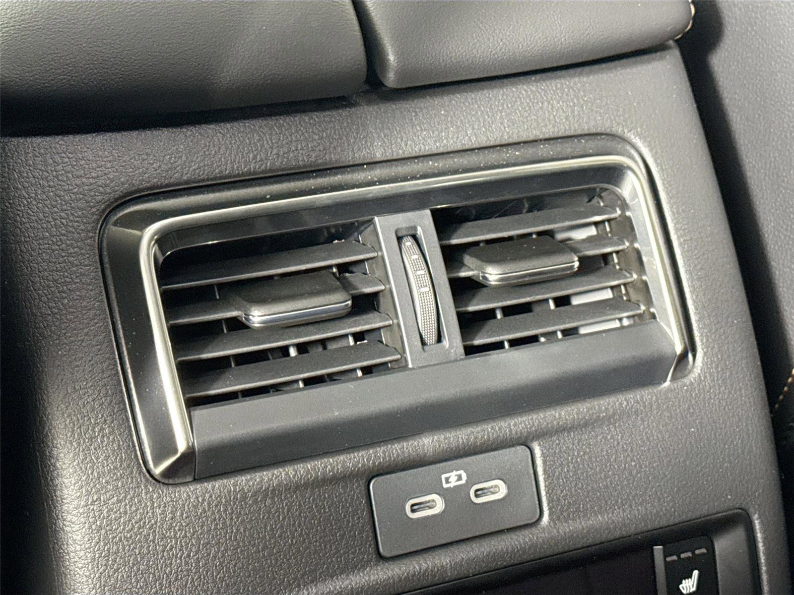 New 2026 MAZDA CX-70 3.3 Turbo w/ Preferred Package image 37