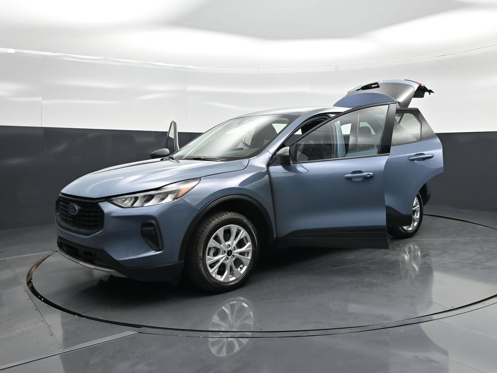 Used 2025 Ford Escape Active AWD/4WD image 27