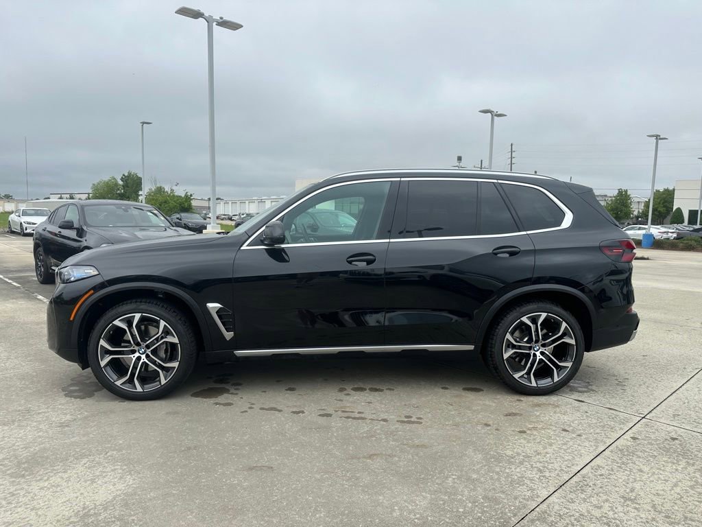 Certified 2026 BMW X5 sDrive40i w/ Parking Assistance Package RWD image 6