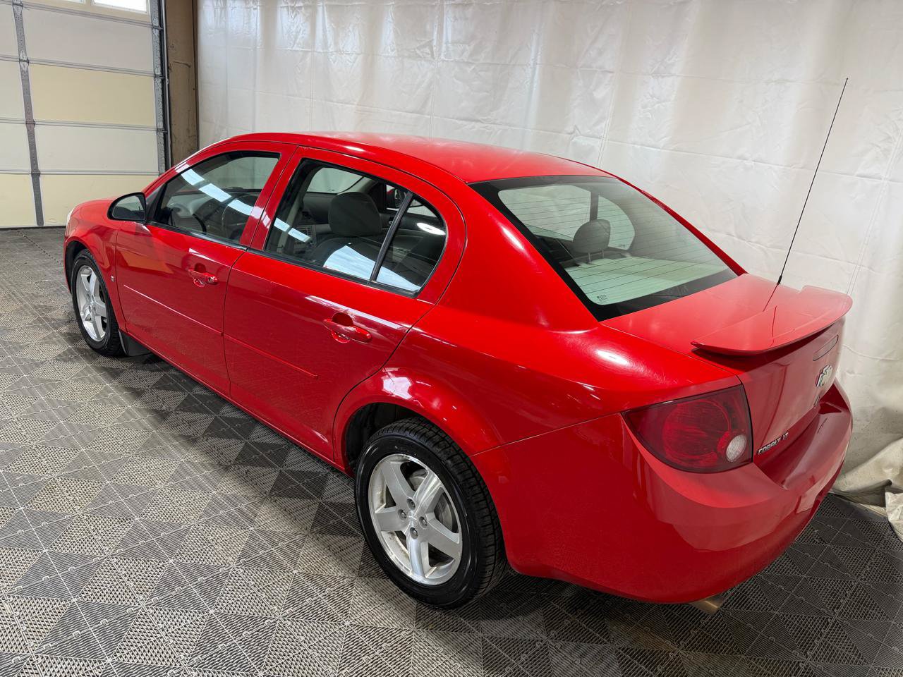 Used 2006 Chevrolet Cobalt LT w/ Preferred Equipment Group FWD image 4
