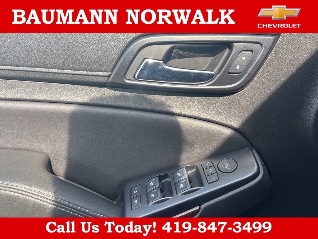 Used 2018 GMC Yukon SLT w/ Open Road Package image 15