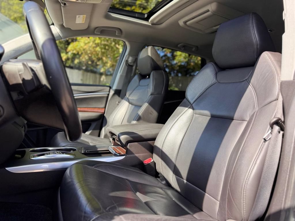 Used 2017 Acura MDX w/ Tech & Entertainment Packag AWD/4WD image 18