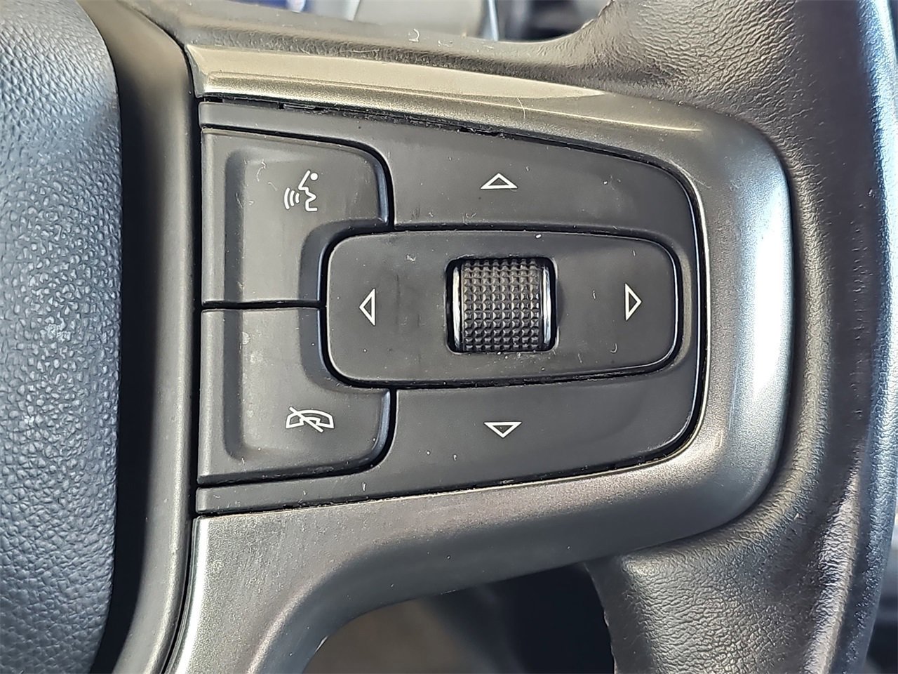 Used 2022 Chevrolet Silverado 1500 LT Trail Boss image 17