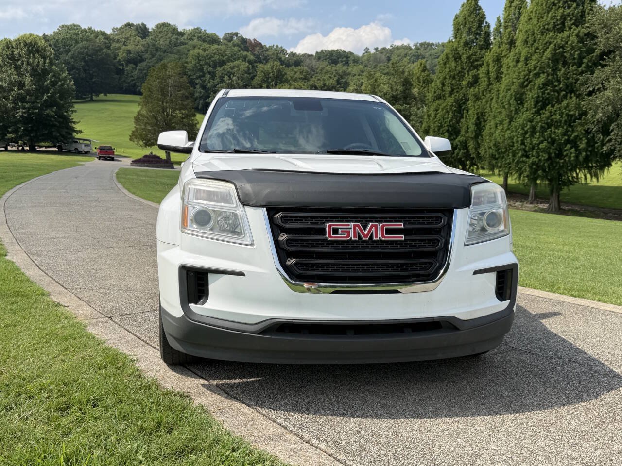 Used 2017 GMC Terrain SLE AWD/4WD image 16