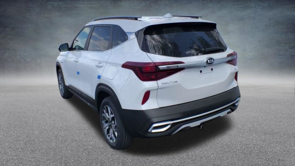 Used 2021 Kia Seltos EX image 19