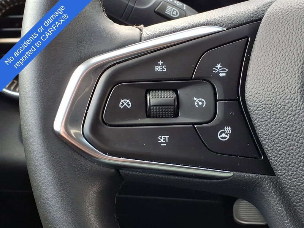 Used 2025 Chevrolet Trax ACTIV w/ Sunroof Package image 25