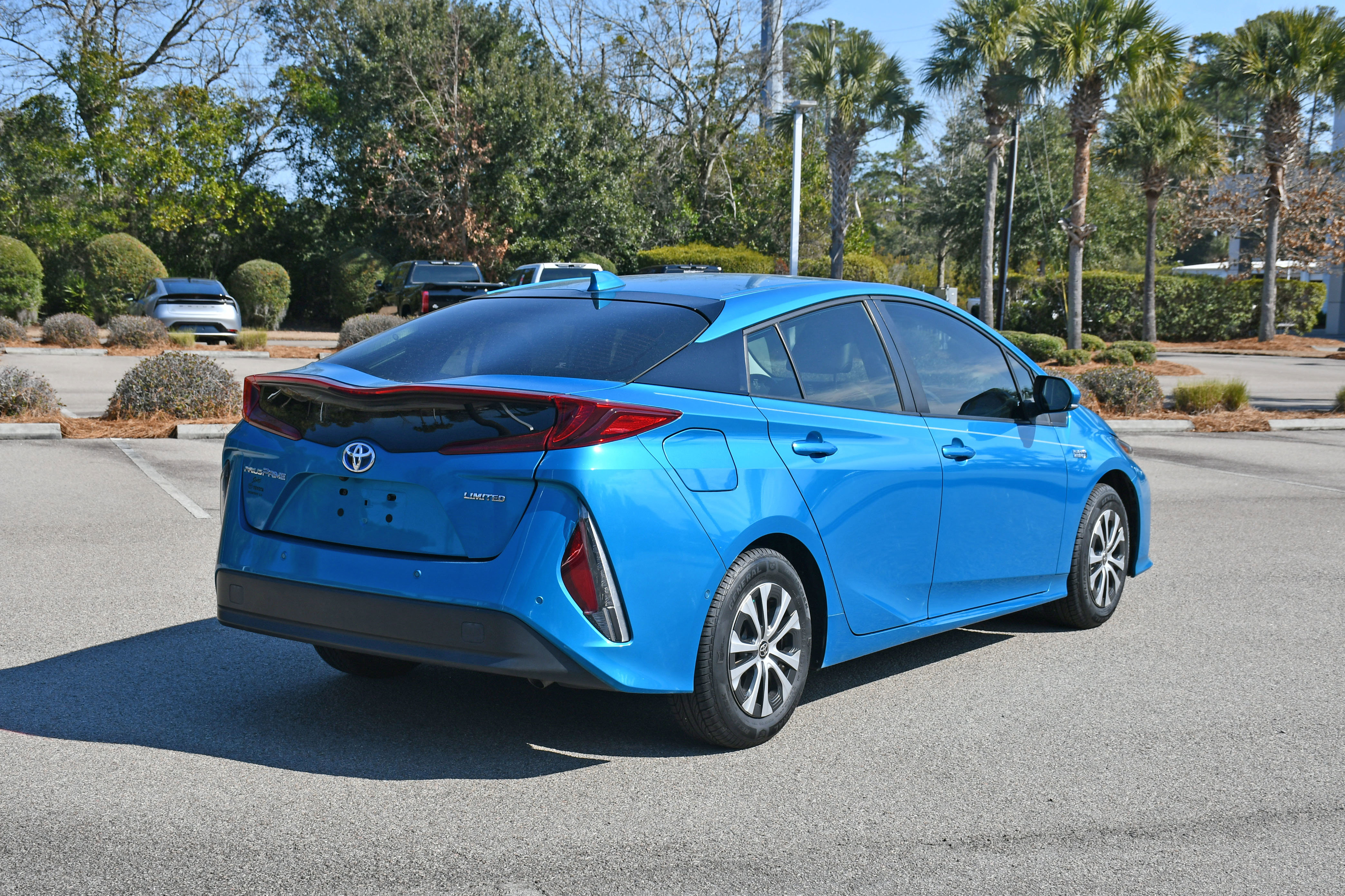 Certified 2021 Toyota Prius Prime Limited image 3