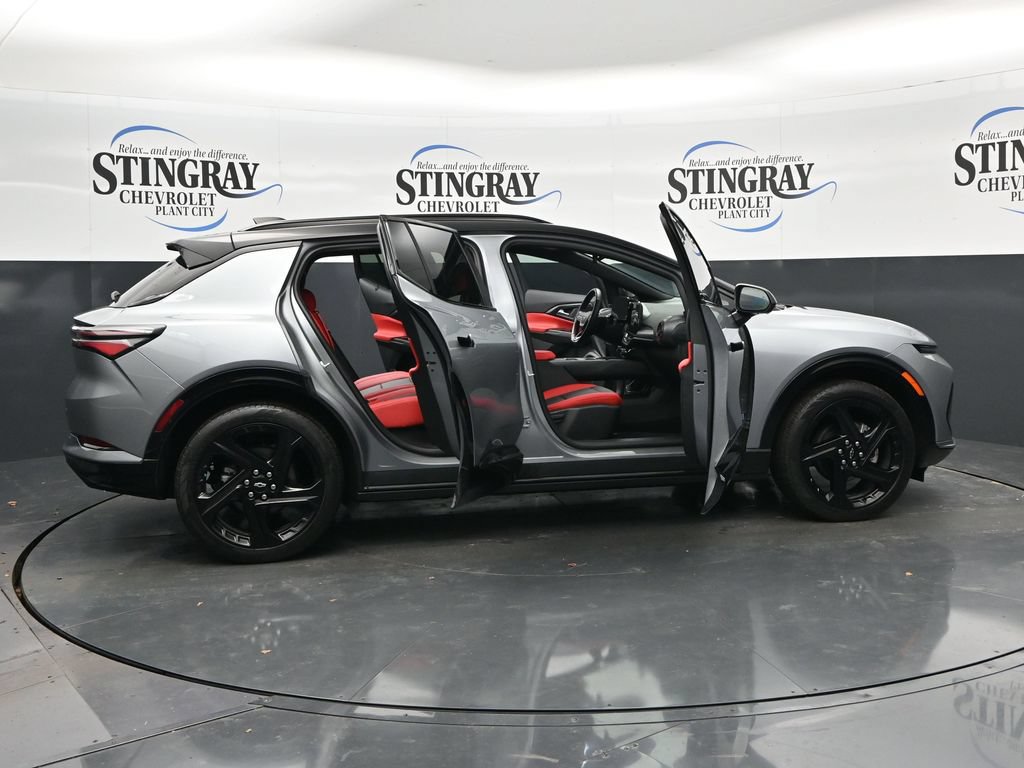 Certified 2026 Chevrolet Equinox EV RS w/ LPO, All-Weather Mat Package FWD image 36