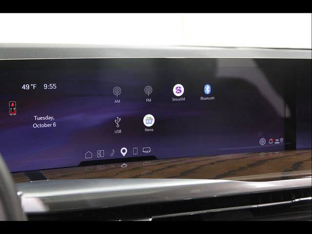 Used 2025 Cadillac Escalade Sport Platinum w/ LPO, Floor Liner Package AWD/4WD image 13