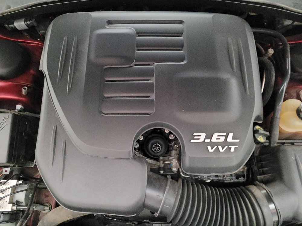Used 2019 Chrysler 300 Limited image 30
