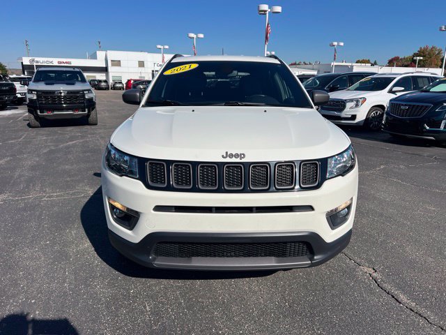 Used 2021 Jeep Compass Latitude AWD/4WD image 2
