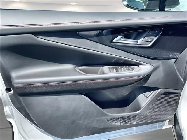 New 2024 Chevrolet Blazer EV RS image 13