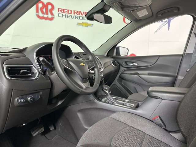 Used 2024 Chevrolet Equinox LT AWD/4WD image 11