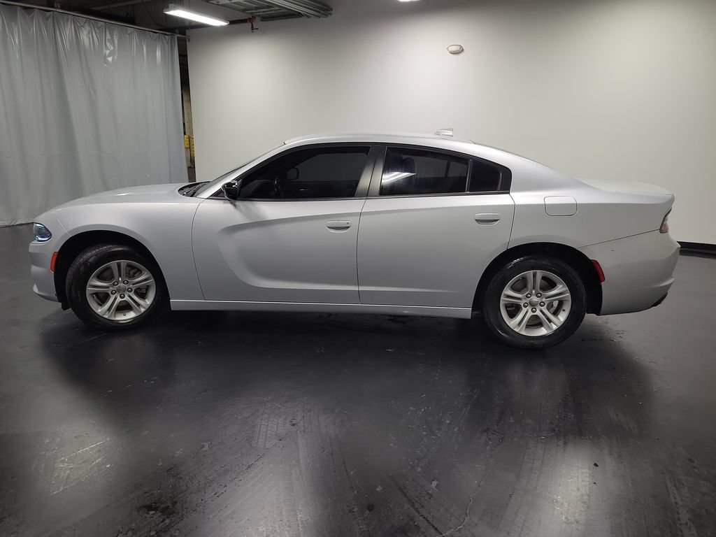 Used 2023 Dodge Charger SXT RWD image 5